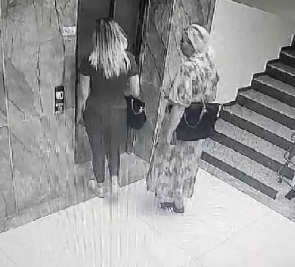 Özel üniversitede okuyan genç kız, teyzesiyle ayakkabı çalarken kameraya yakalandı