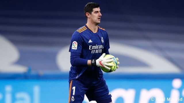 Real Madrid'de deprem! Thibaut Courtois'nın çapraz bağı koptu Real Madrid'de deprem! Thibaut Courtois'nın çapraz bağı koptu