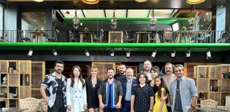 Ferit Aktuğ ve Bihter Dinçel'in Başrolünde Olduğu 'Aile Çıkmazı' Filminin Çekimleri İstanbul'da Devam Ediyor