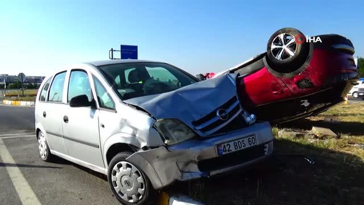 Konya'da iki otomobil çarpıştı: 6 yaralı