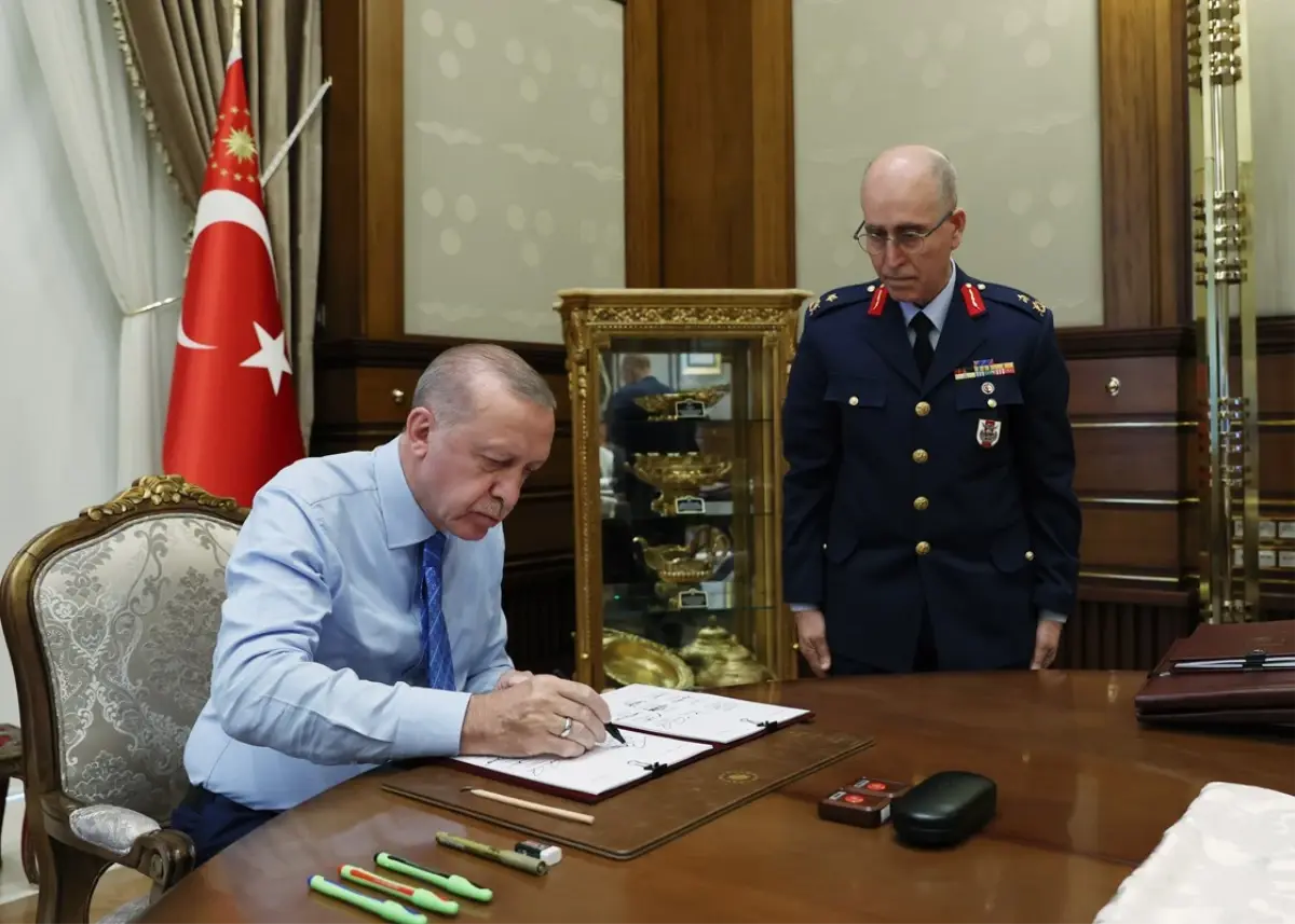 Tümgeneral Burhan Aktaş kimdir? Genelkurmay Personel Başkanı Burhan Aktaş kimdir, nerelidir, kaç yaşında?