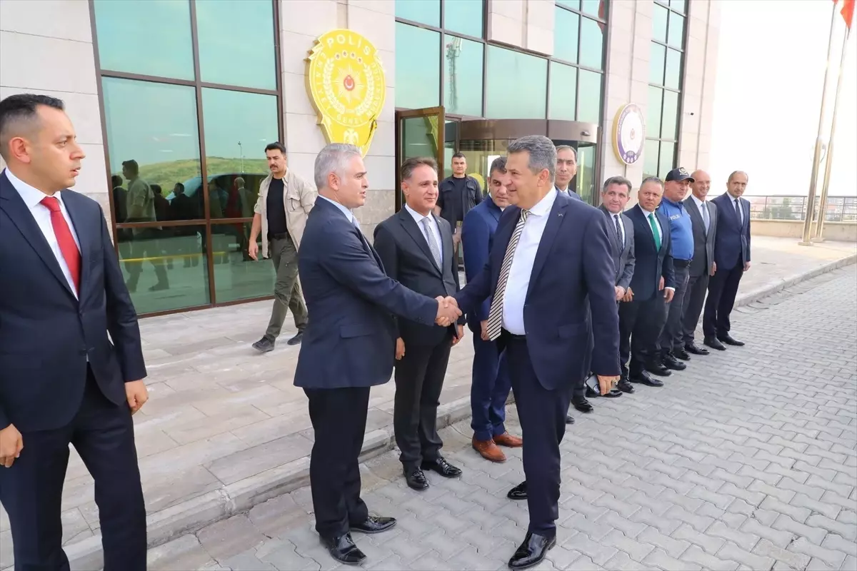Karabük'ten Erzurum'a atanan Emniyet Müdürü göreve başladı