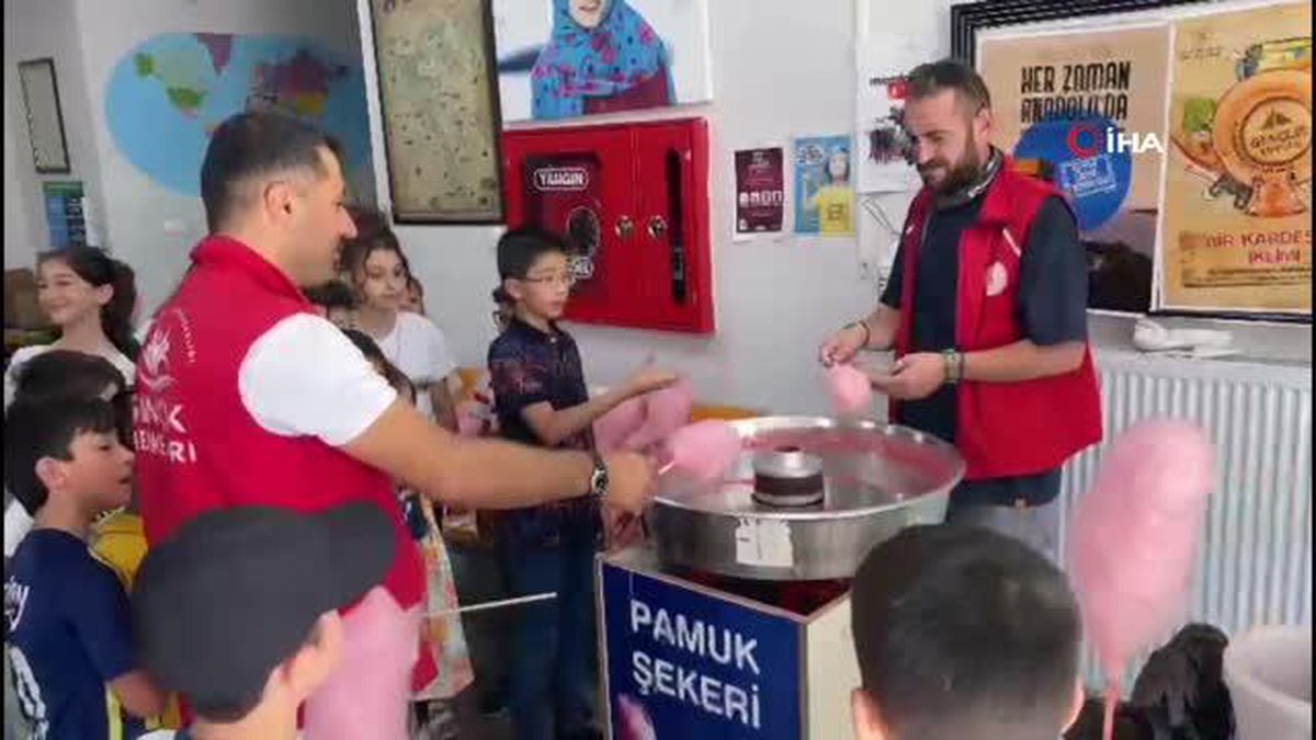 Gençlik Merkezi'nden çocuklar eğlendi