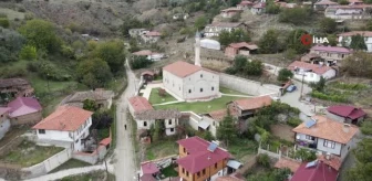Amasya'daki Maden Camii'nde Hz. İsa ve havarilerinin figürleri