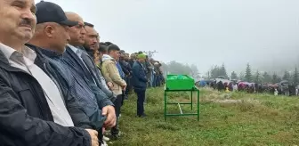 Samsun'da trafik kazasında hayatını kaybeden kadının cenazesi Ordu'da defnedildi