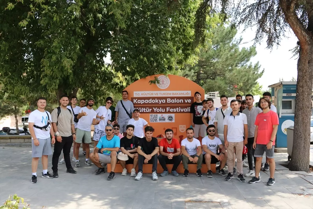 Aydın'dan Gençler Nevşehir'deki Gençlik Kampına Katıldı