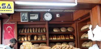 Afyonkarahisar'da Fırıncılar Sıcak Hava Nedeniyle Zor Günler Yaşıyor