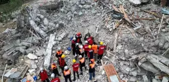 İnegöl'de Gerçeğini Aratmayan Deprem Tatbikatı Gerçekleştirildi