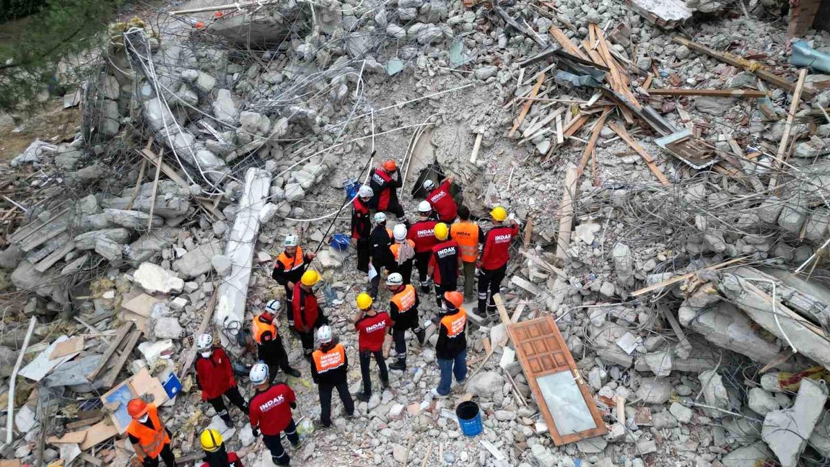 İnegöl'de Gerçeğini Aratmayan Deprem Tatbikatı Gerçekleştirildi