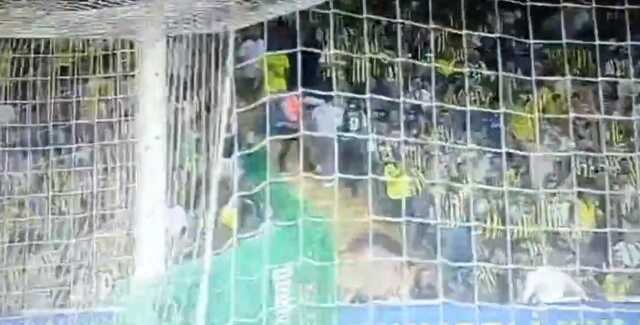 Dünya, Altay Bayındır'ın maç öncesi başına geleni konuşuyor! Fena tiye alındı