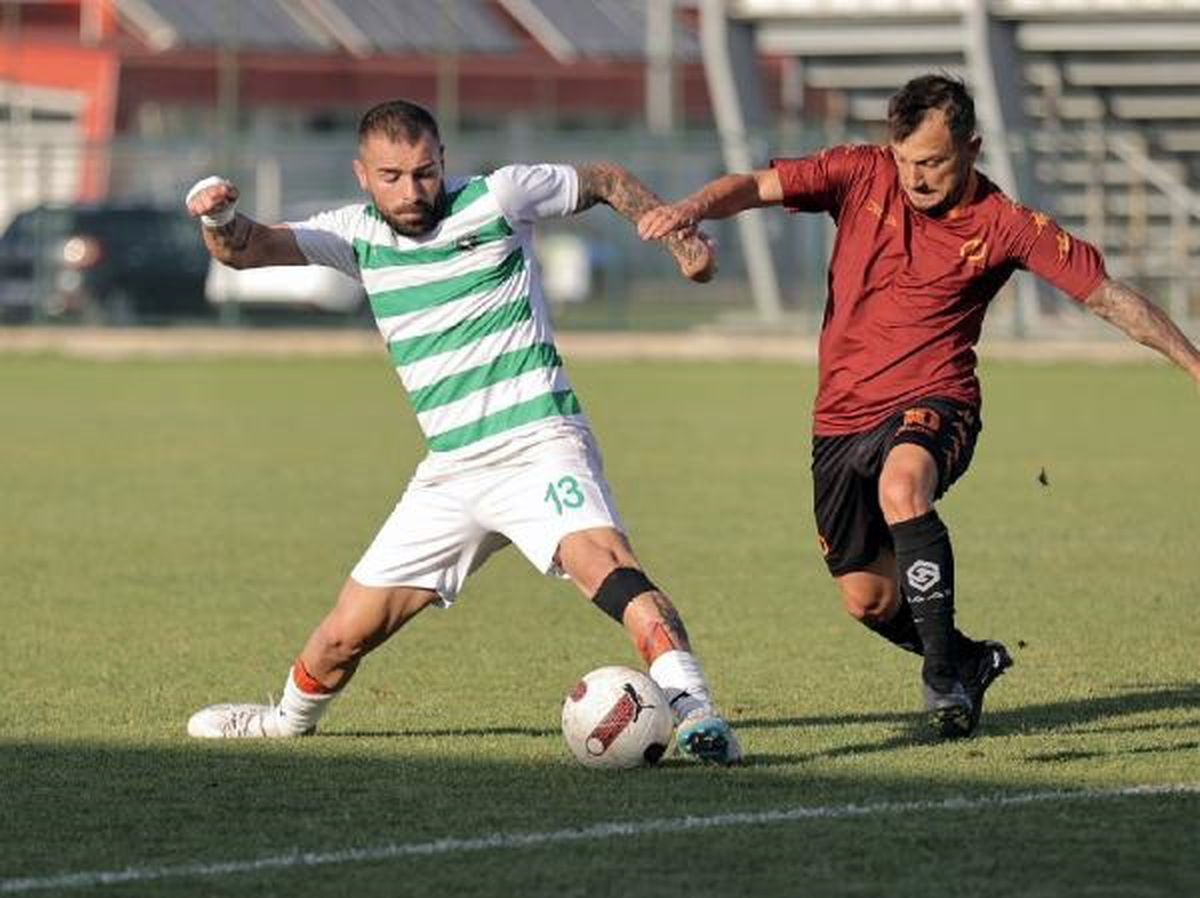 Efeler 09 SFK, Anadolu Üniversitesi'ni 1-0 Yendi