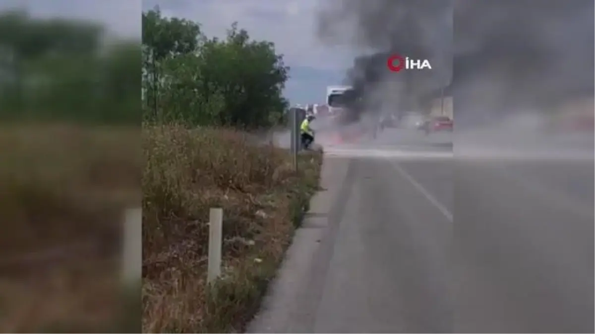 Samsun'da Otomobil Alev Aldı