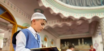 Uşak'ta Kur'an-ı Kerim'i Yüzünden Güzel Okuma Yarışması Bölge Finali Yapıldı