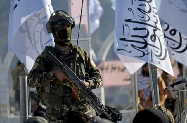 ABD'nin Afganistan'dan çekilişini 'Zafer Günü' olarak kutlayan Taliban ABD ve diğer ülkelere kendilerini resmi olarak tanıma çağrısında bulundu ABD'nin Afganistan'dan çekilişini 'Zafer Günü' olarak kutlayan Taliban ABD ve diğer ülkelere kendilerini resmi olarak tanıma çağrısında bulundu