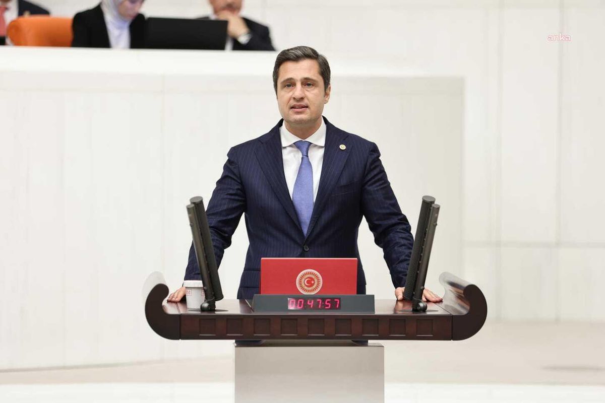 CHP Milletvekili Deniz Yücel, iş kazalarıyla ilgili sorular sordu