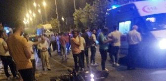 Silvan'da otomobil motosiklete çarptı: 1 yaralı
