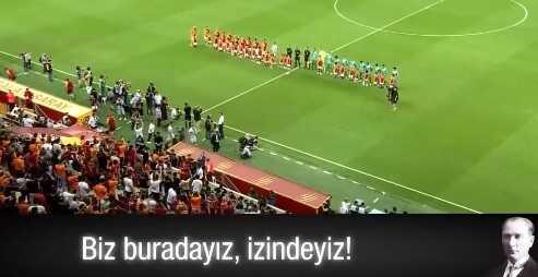 Galatasaray maçında D-Smart'tan Disney Plus'a 'Veda' filmiyle Atatürk göndermesi Galatasaray maçında D-Smart'tan Disney Plus'a 'Veda' filmiyle Atatürk göndermesi