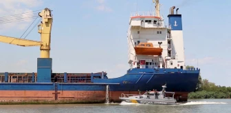 Karadeniz'de Ticari Gemilerin Beklemesi Artıyor