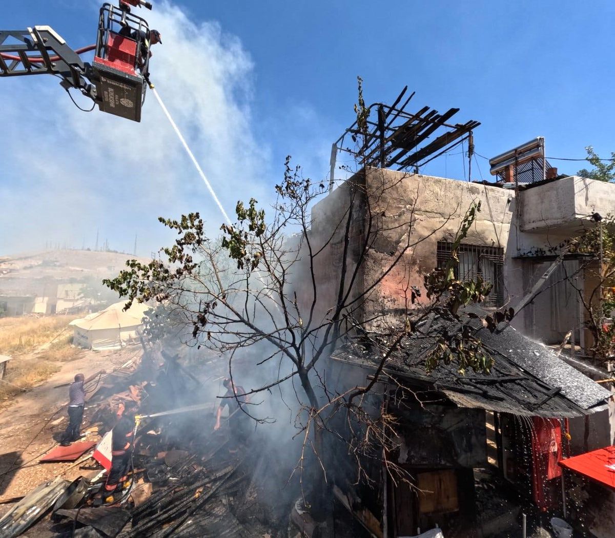 Malatya'da Ev Yangını Söndürüldü