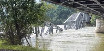 Norveç'te Hans fırtınası sonucu demiryolu köprüsü çöktü