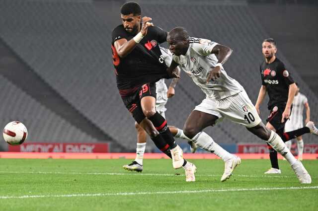 Rıdvan Dilmen, Beşiktaş'ın şampiyonluk şansını canlı yayında verdi! Tek bir şartı var