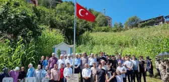 Şehit komiser Ahmet Çamur, Trabzon'daki kabri başında anıldı