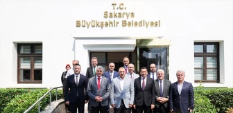 Vali Çetin Oktay Kaldırım, Büyükşehir Belediye Başkanı Ekrem Yüce'ye veda ziyaretinde bulundu