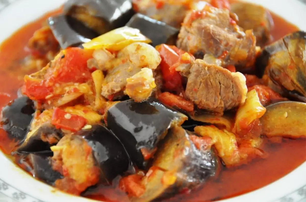 Yaz Türlüsü tarifi! Masterchef Yaz Türlüsü nedir, nasıl yapılır? Yaz Türlüsü yemeği için gerekli malzemeler nelerdir? Yaz Türlüsü hangi yöreye ait?