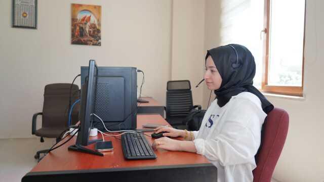 Adıyaman Belediyesi'nin Beyaz Masa Birimi 24 Saat Hizmet Vermeye Devam Ediyor