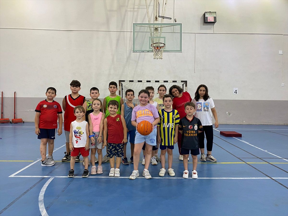 Samsun Bafra'da Yaz Spor Okulları Devam Ediyor