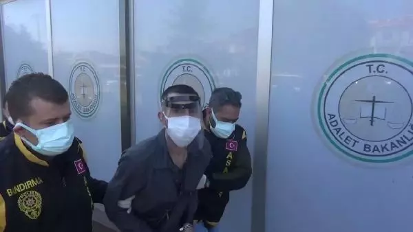 Cinayet davasında avukatın gösterdiği video mahkeme salonunu karıştırdı: Kızını satmaya çalışmışsın Cinayet davasında avukatın gösterdiği video mahkeme salonunu karıştırdı: Kızını satmaya çalışmışsın