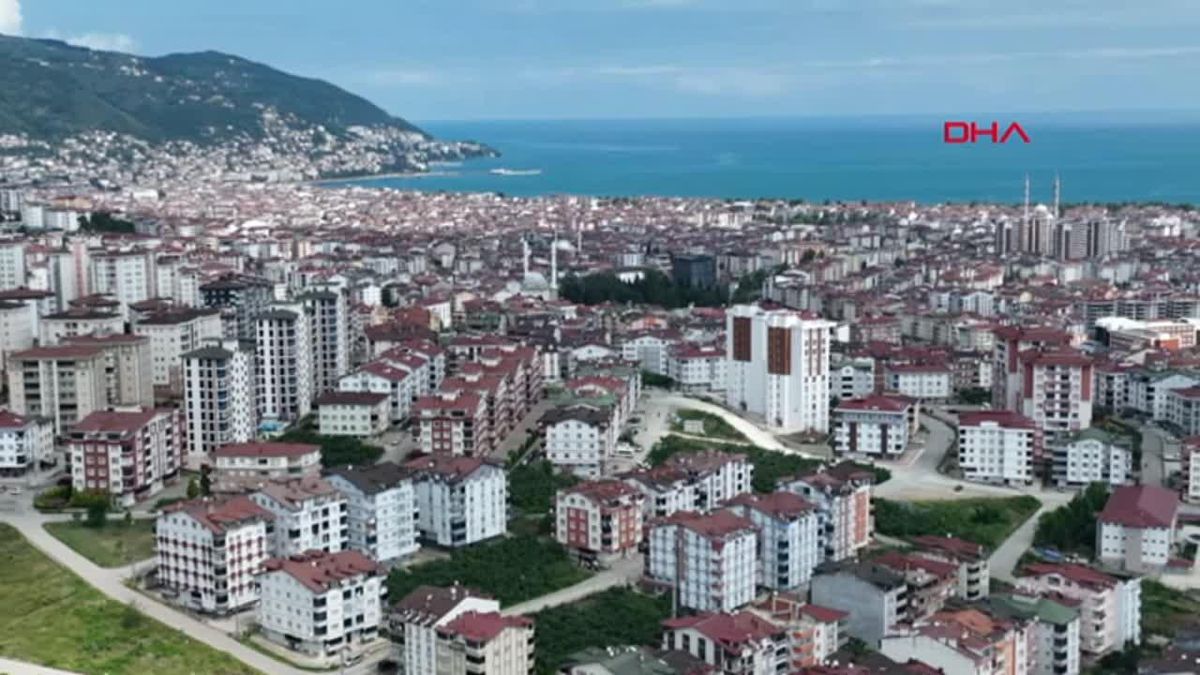 Ordu'da yapılan incelemede 9 bin 886 binanın deprem yönetmeliğine uygun olmadığı belirlendi