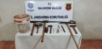 Balıkesir'de Kaçak Kazı Operasyonu: 2 Şüpheli Yakalandı