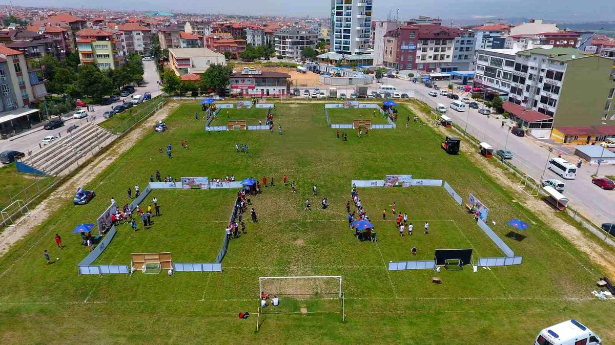 Denizli'de afetzede çocukların yaraları sporla sarılacak