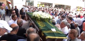 Denizlispor'un eski başkanı Selami Urhan'ın cenazesi düzenlenen törenle uğurlandı