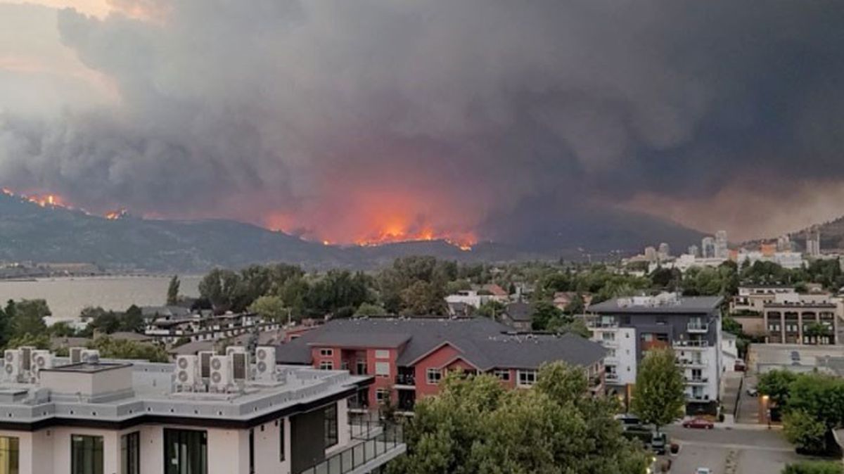 Kanada'da orman yangınları söndürülemiyor! 20 bin nüfuslu kent için tahliye emri verdiler