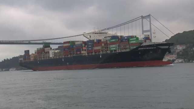 Tüm dünya onu izliyor! Rusya'nın anlaşmadan çekilmesine rağmen tahıl gemisi İstanbul Boğazı'nda