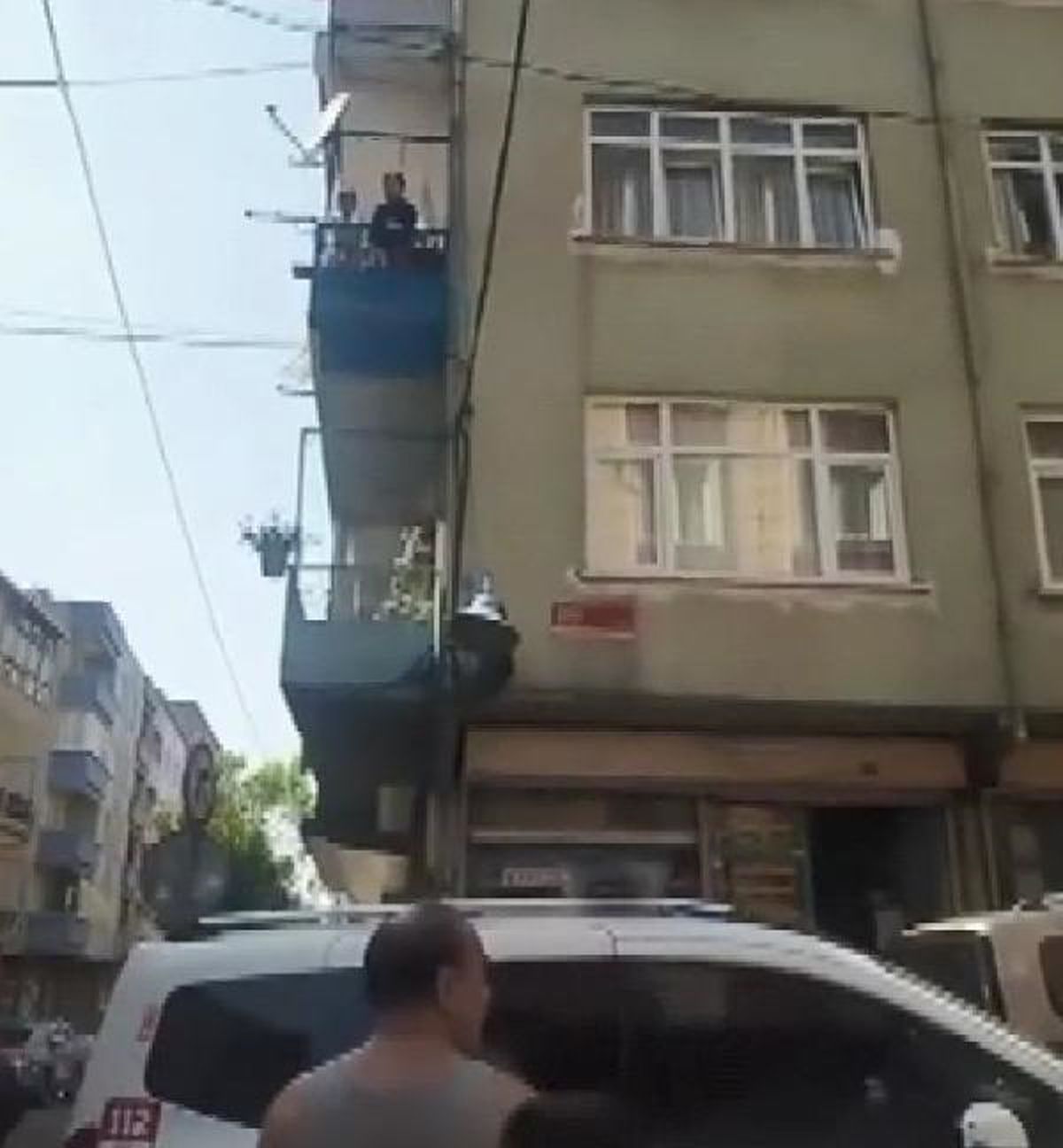 Esenler'de Kadın Eşinden Şiddet Gördüğünü Bağırarak Yardım İstedi