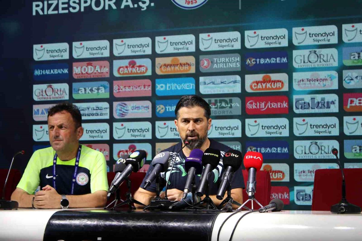 Çaykur Rizespor Teknik Direktörü İlhan Palut: Süper Lig'de daha iyi işler yapmak ve doğru hamleler yapmak istiyoruz