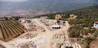 Hasanbeyli'de depremzedeler için konut yapımı devam ediyor