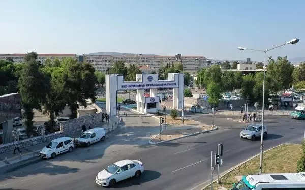 Yakalanan FETÖ'cü rektörün ifadesi ortaya çıktı: 6 yıl annemin evinde saklandım Yakalanan FETÖ'cü rektörün ifadesi ortaya çıktı: 6 yıl annemin evinde saklandım