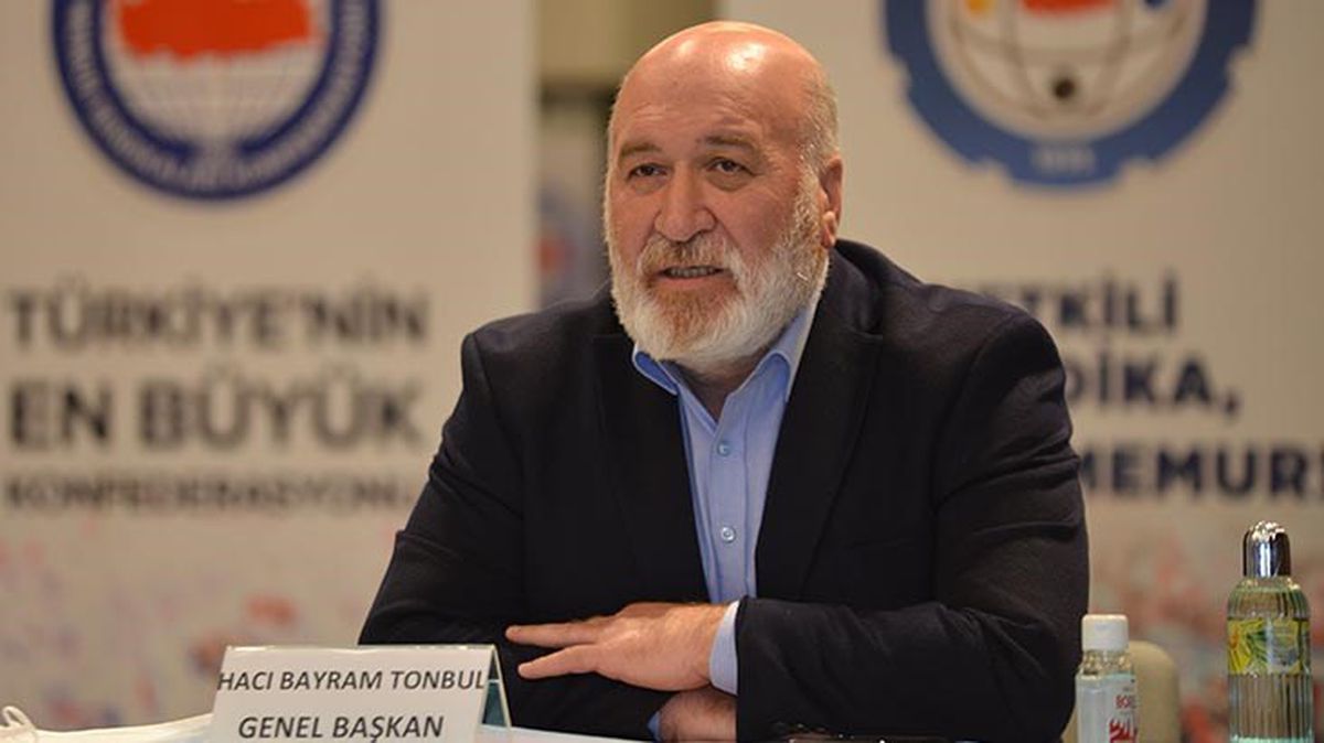 Memur-Sen Genel Başkan Yardımcısı Hacı Bayram Tonbul, toplu sözleşme görüşmeleri sırasında kalp krizi geçirdi