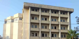 Ayvalık Sarımsaklı'da Kaçak PTT Binası Yıkılmalı