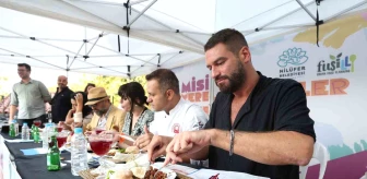 Nilüfer Belediyesi'nin Misi Yerel Lezzetler Şenliği'nde Türkiye'nin dört bir yöresine ait yemekler yarıştı