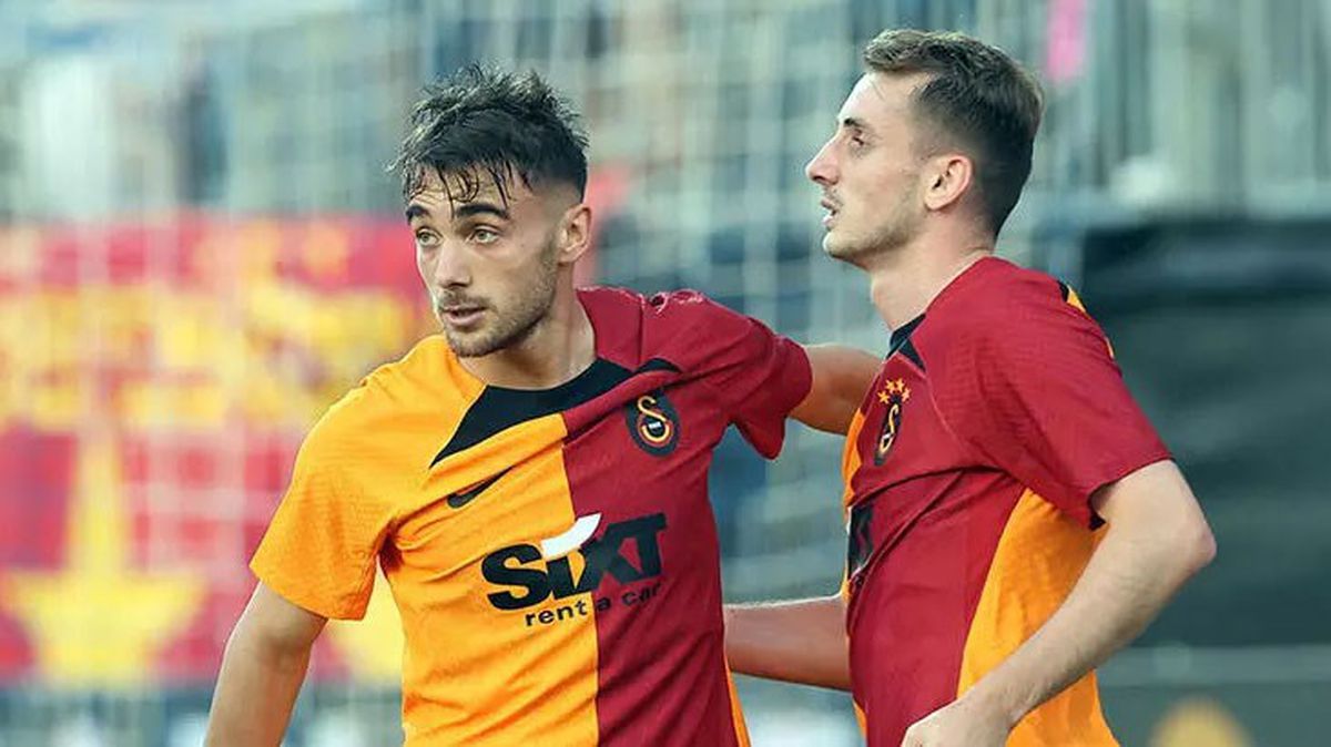 Okan Buruk biletini kesti! Yunus Akgün, Leicester City'ye imzayı atıyor