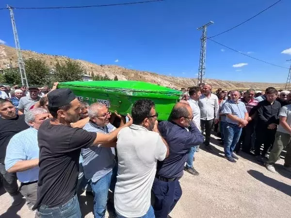 12 kişinin hayatını kaybettiği kazada otobüs şoförünün kalp krizi geçirdiği belirlendi 12 kişinin hayatını kaybettiği kazada otobüs şoförünün kalp krizi geçirdiği belirlendi