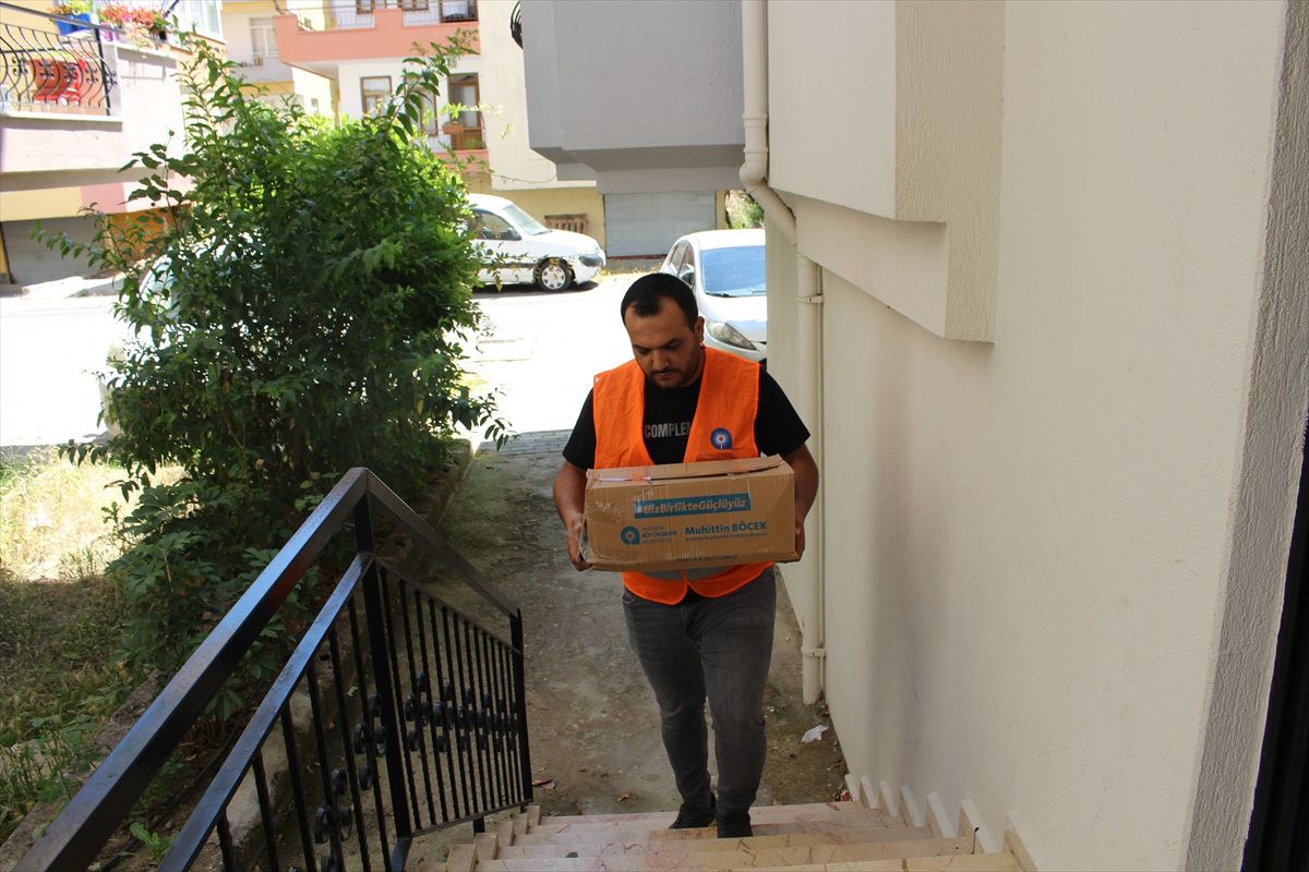 Antalya Büyükşehir Belediyesi Çölyak Hastalarına Glutensiz Gıda Yardımı Yapıyor