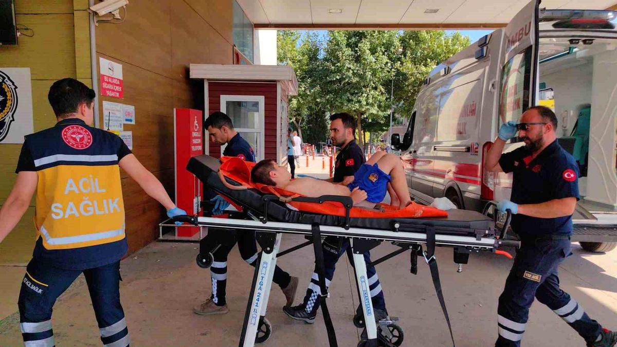 Çaydanlıkta meydana gelen kaza sonucu çocuk hastaneye kaldırıldı
