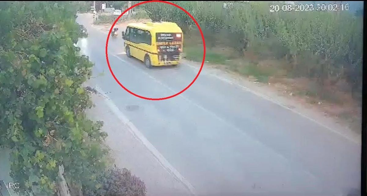 Bursa'da Otomobilin Minibüse Çarpması Sonucu 2 Kişi Hayatını Kaybetti