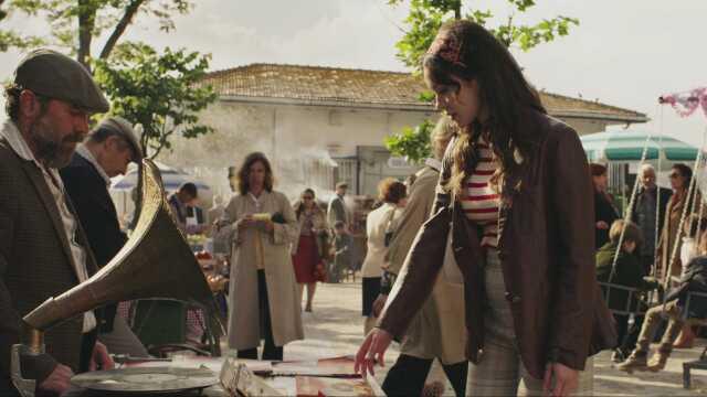 80'li yılları anlatan Dilek Taşı dizisinden beklenen ilk fragman yayınlandı